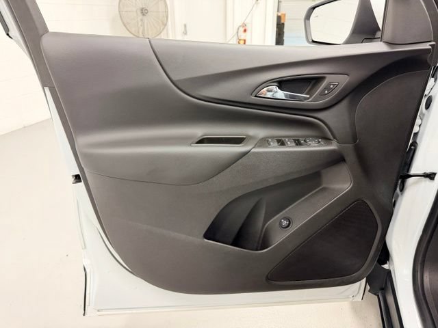 Certified 2024 Chevrolet Equinox LT FWD image 17