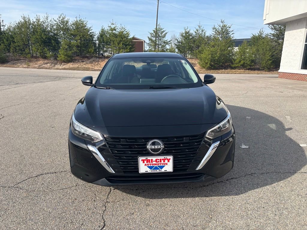 Used 2025 Nissan Sentra SV FWD image 6