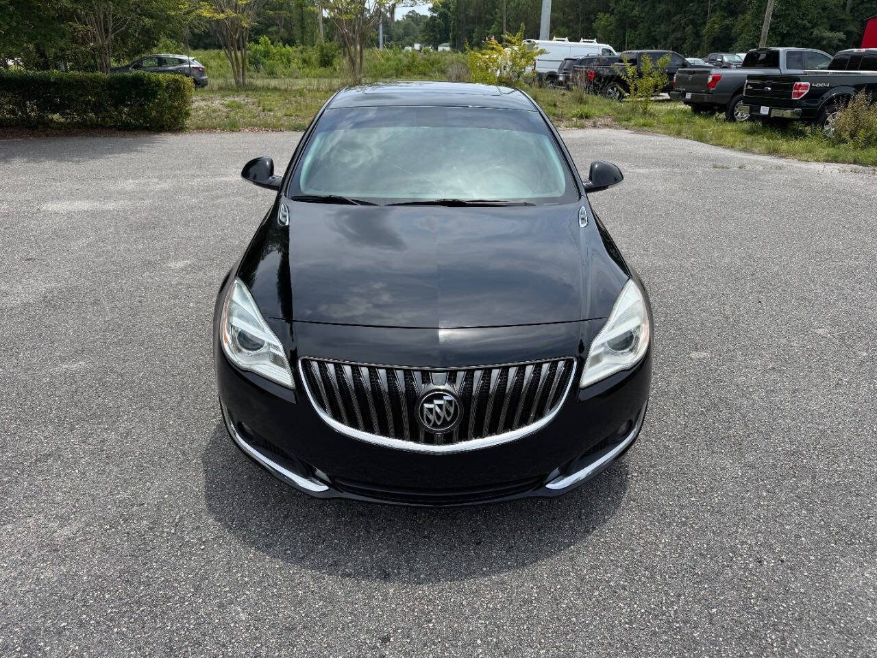 Used 2015 Buick Regal Premium w/ Experience Buick Package FWD image 2