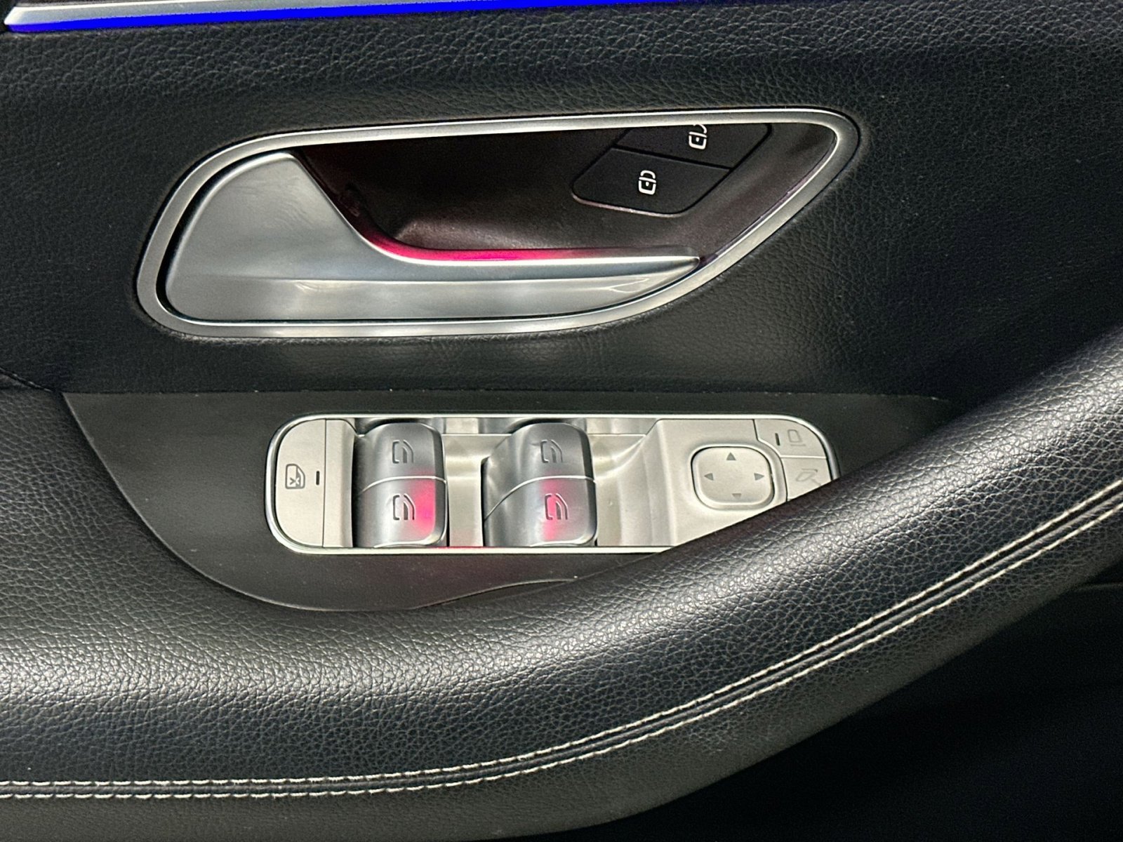 Used 2021 Mercedes-Benz GLE 350 4MATIC image 16