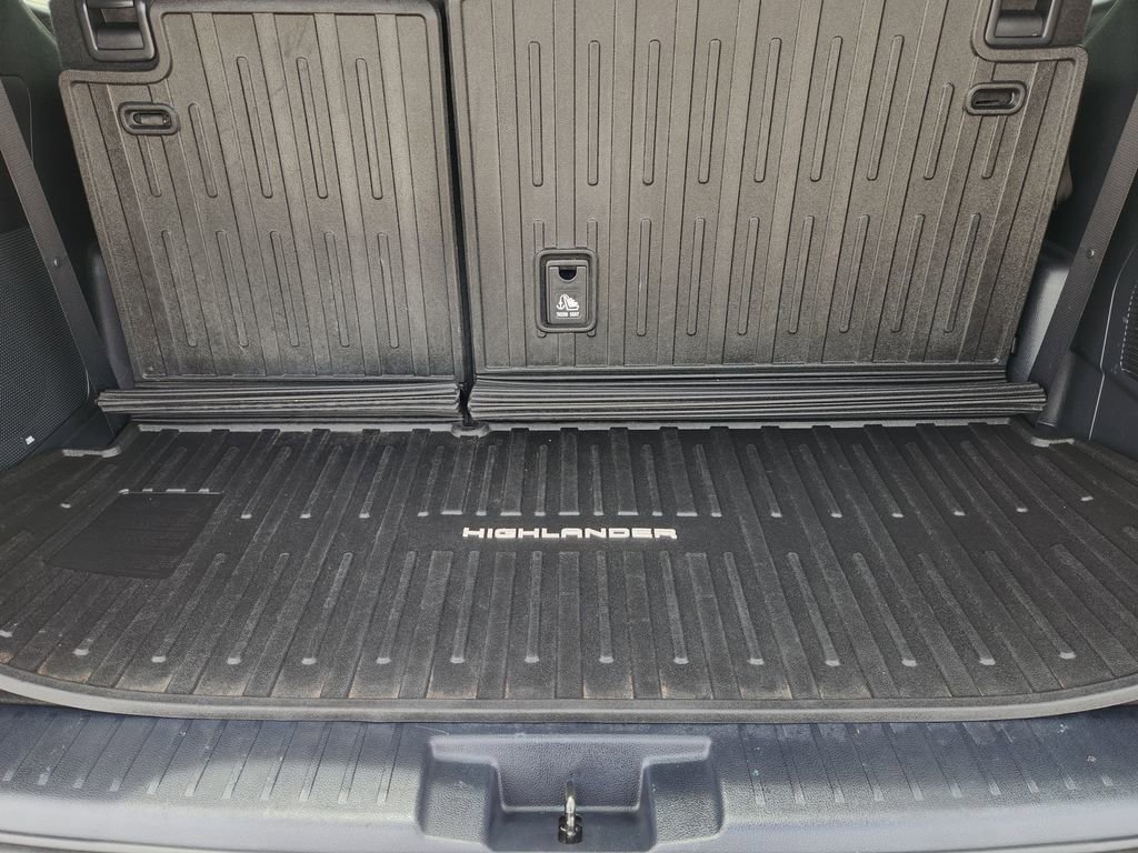 Used 2020 Toyota Highlander Platinum AWD/4WD image 35