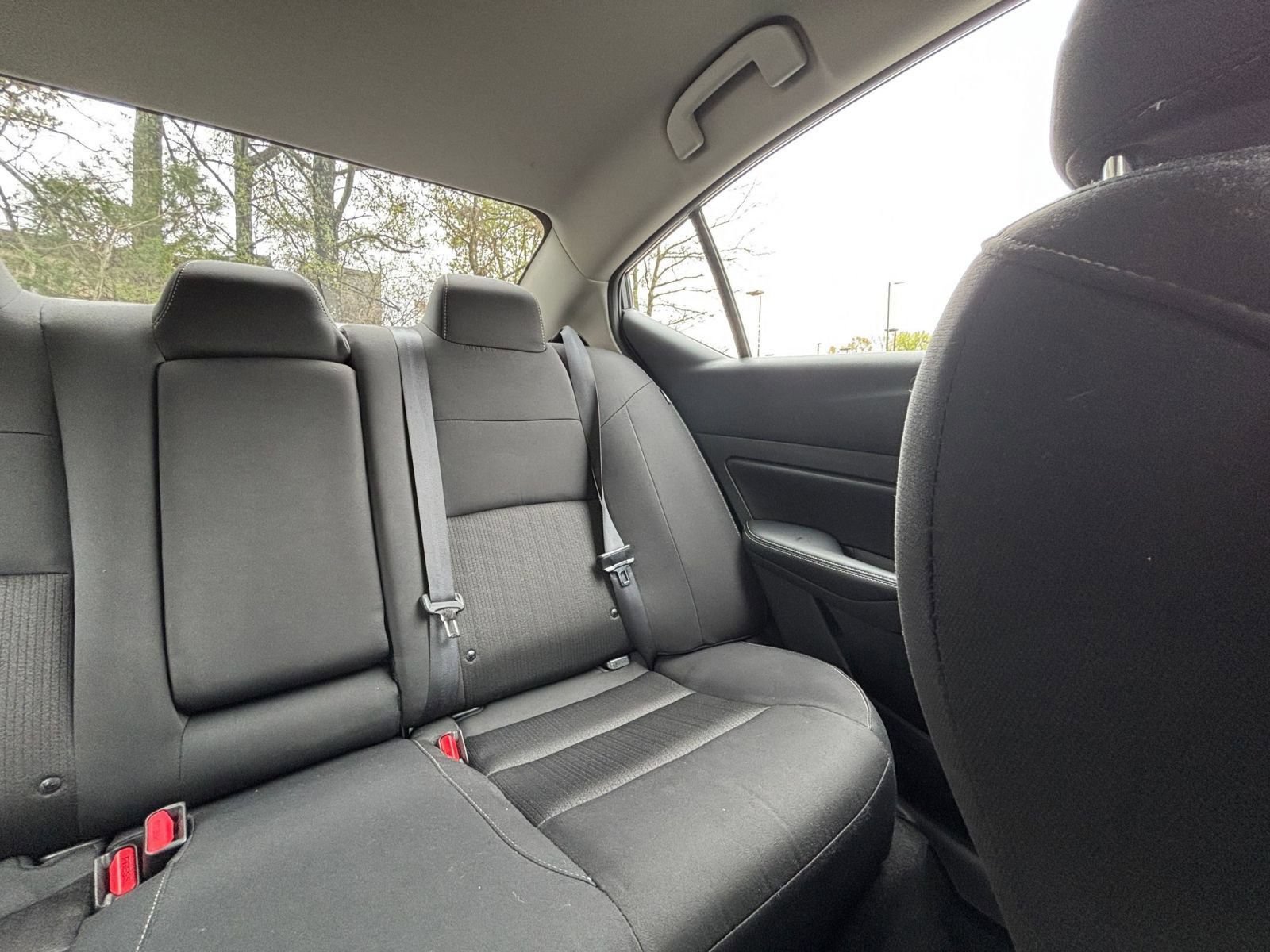 Used 2025 Nissan Altima 2.5 SV FWD image 38