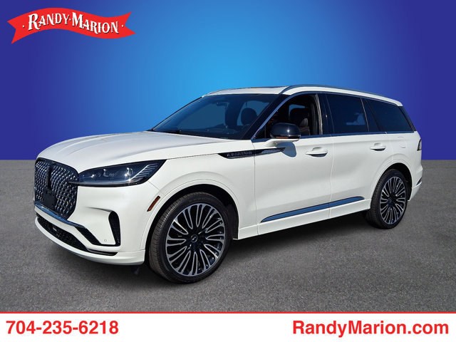 Certified 2025 Lincoln Aviator Black Label AWD/4WD image 1