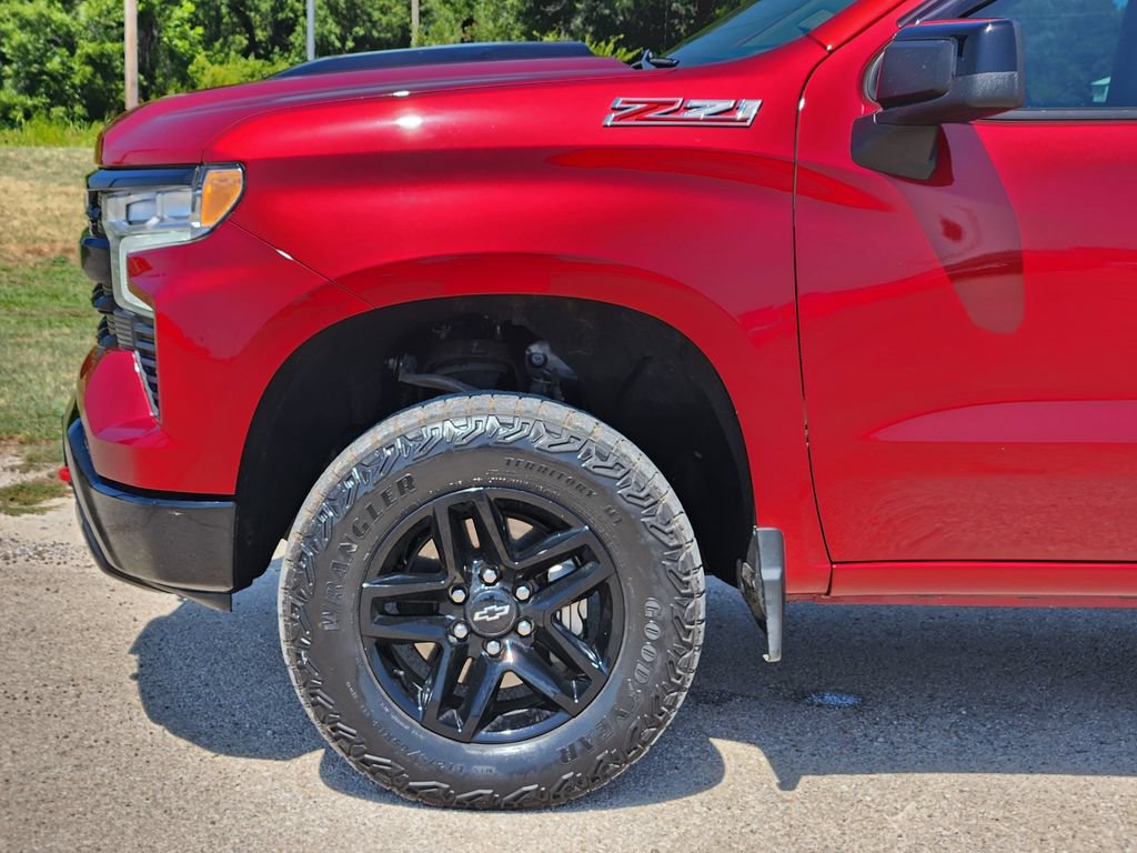 Used 2023 Chevrolet Silverado 1500 LT Trail Boss AWD/4WD image 8