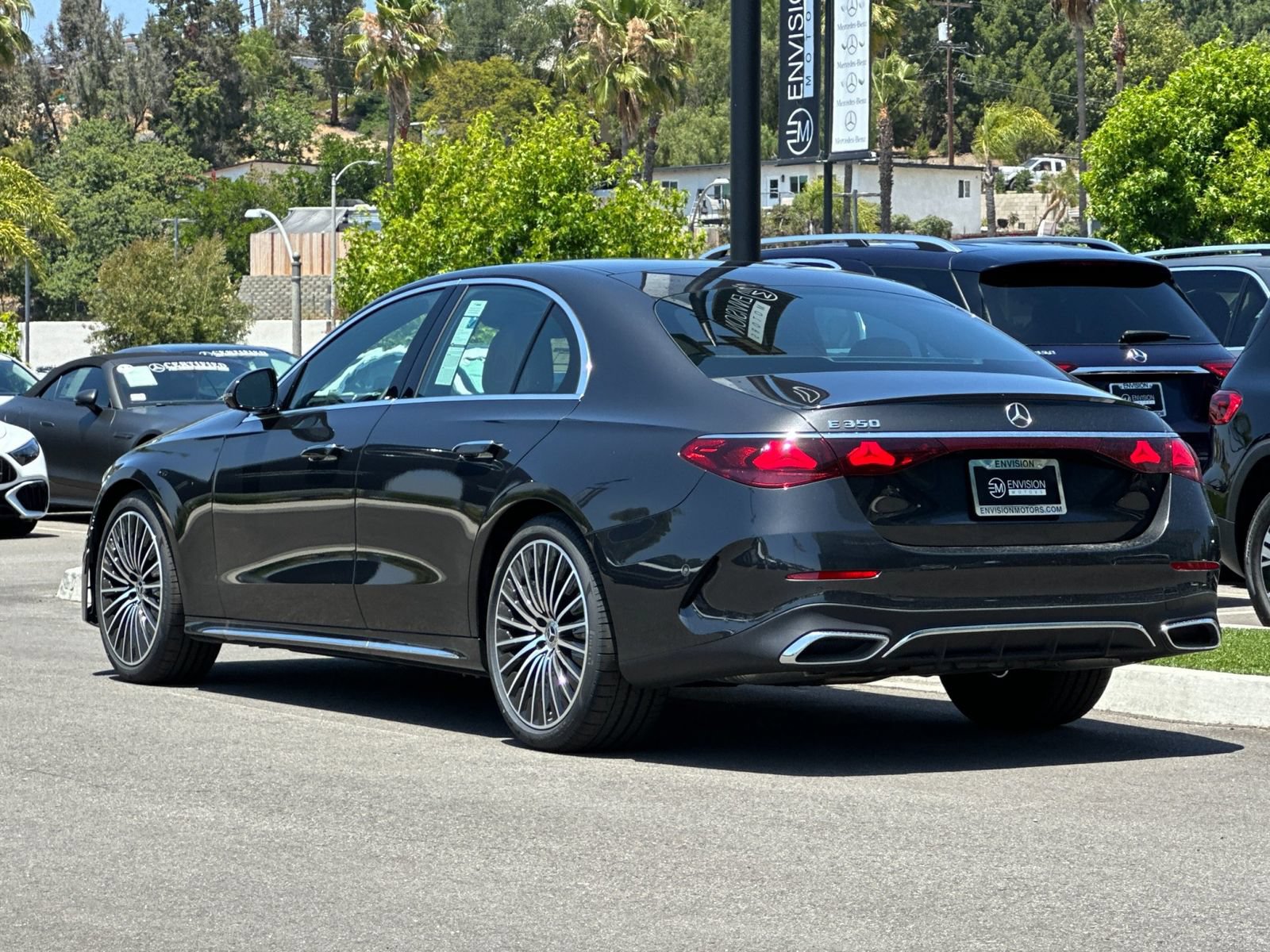 Used 2025 Mercedes-Benz E 350 Sedan image 5