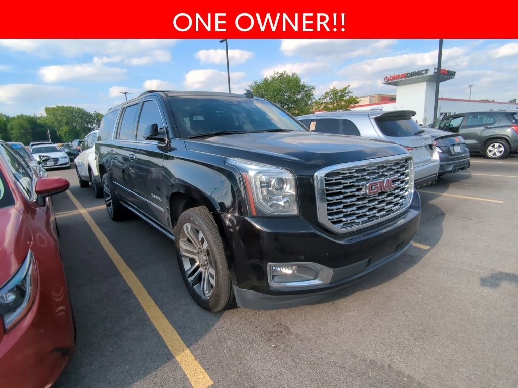 Used 2018 GMC Yukon XL Denali w/ Denali Ultimate Package AWD/4WD image 3