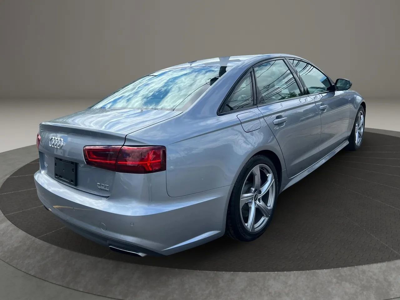 Used 2018 Audi A6 2.0T Premium w/ 20" Black Optic Wheel Package AWD/4WD image 4