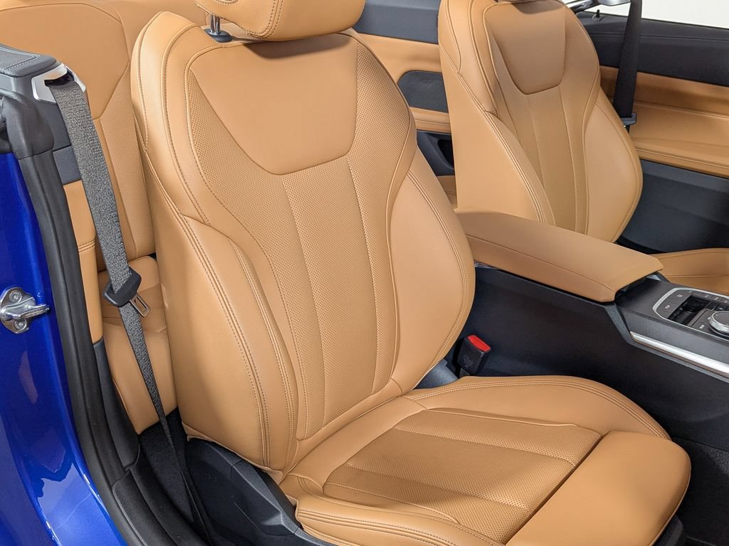 Used 2024 BMW 430i xDrive Convertible w/ M Sport Package AWD/4WD image 43
