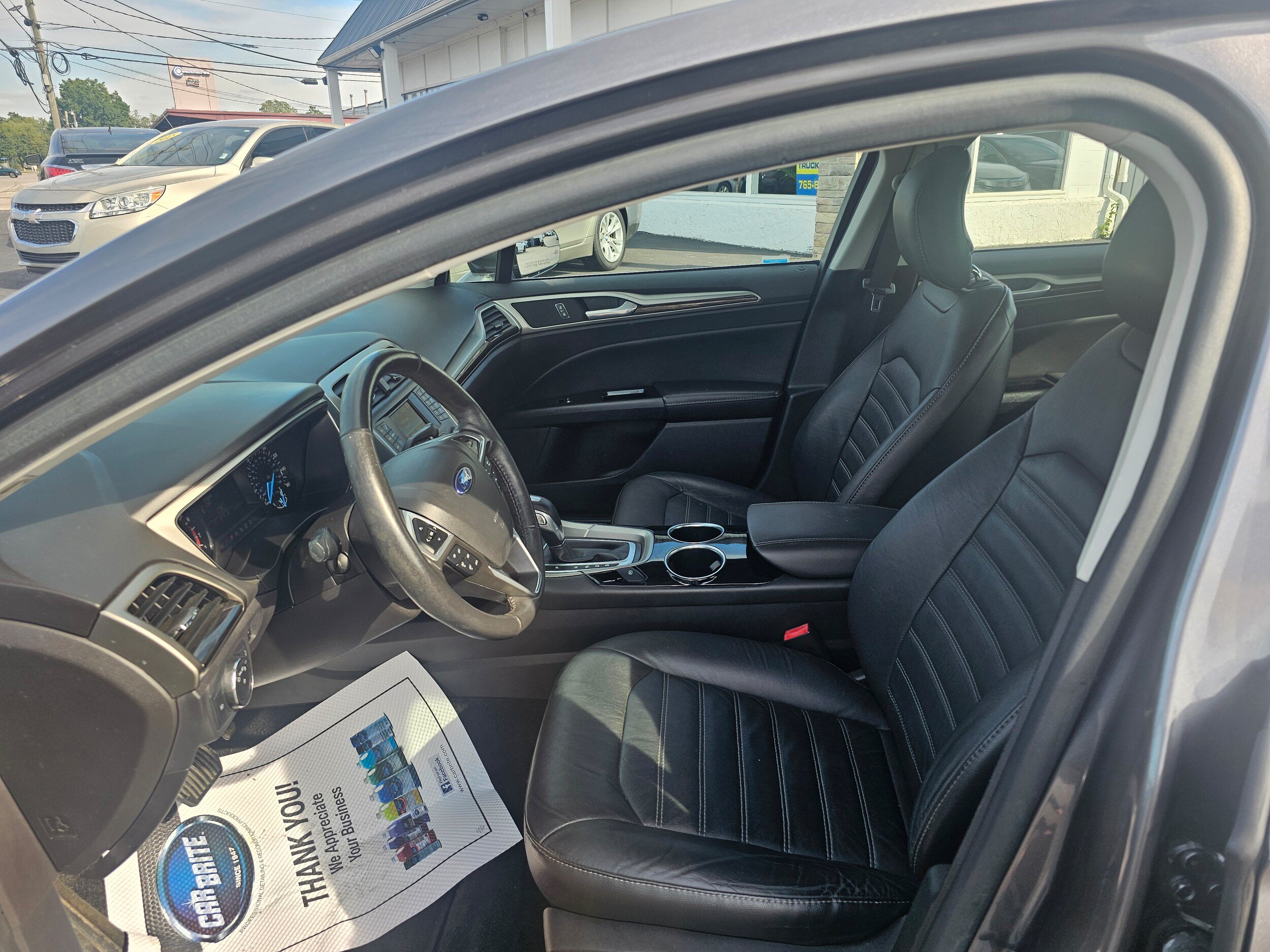 Used 2013 Ford Fusion SE FWD image 11