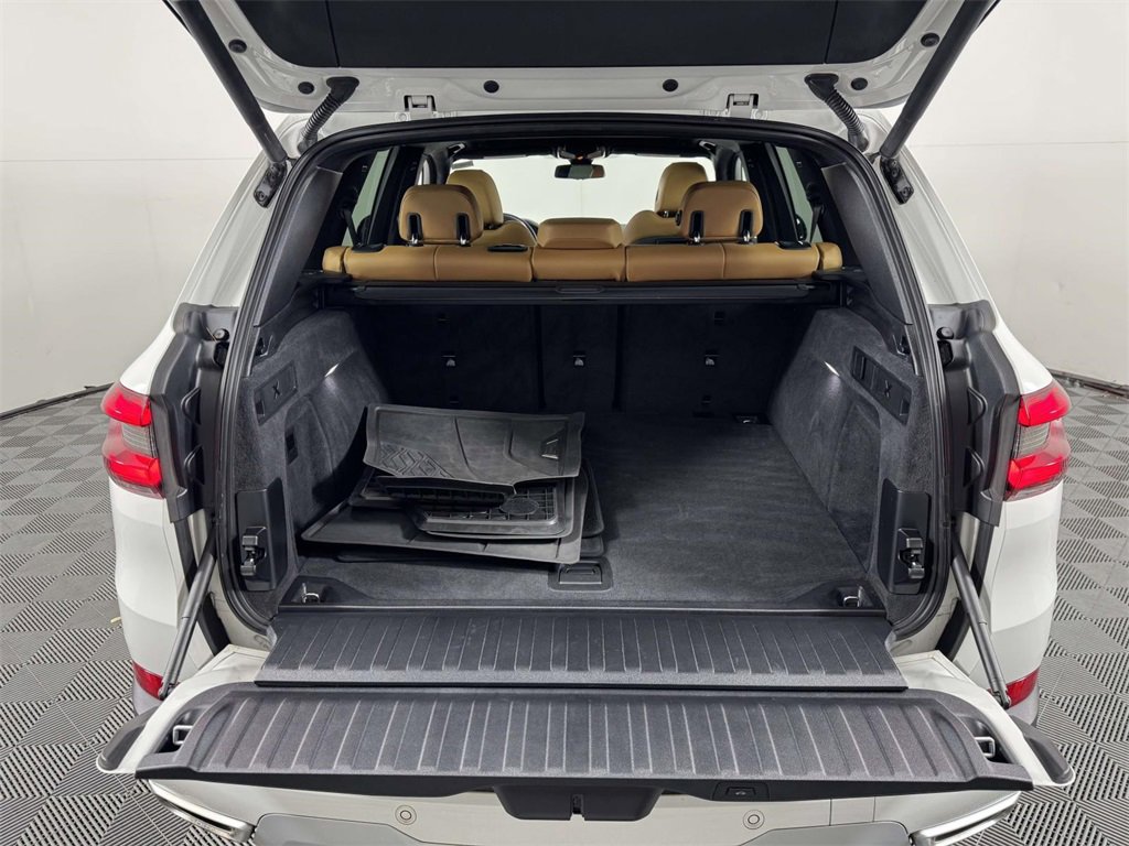 Used 2023 BMW X5 xDrive40i w/ Premium Package image 14