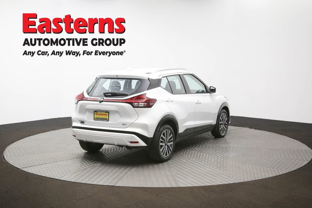 Used 2023 Nissan Kicks SV image 39