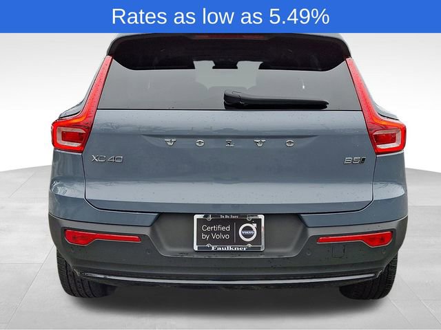 Certified 2023 Volvo XC40 B5 Plus w/ Climate Package image 6