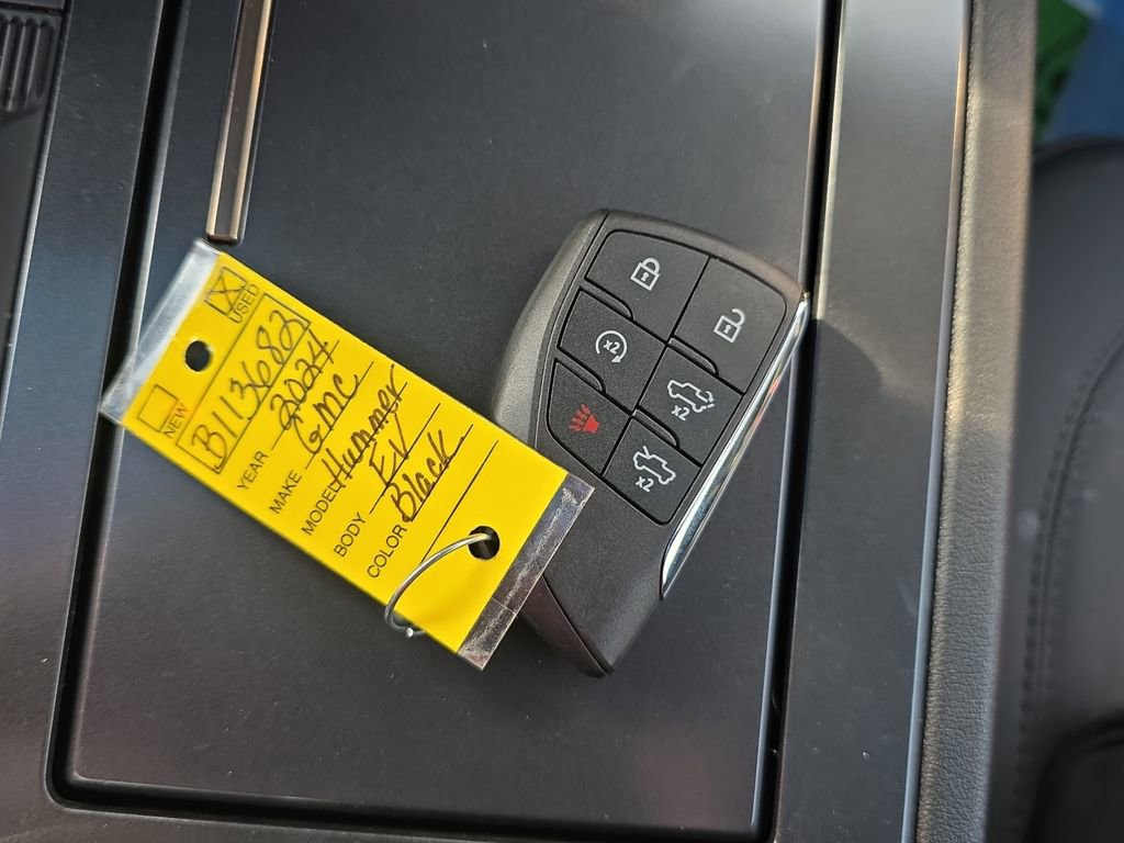 Used 2024 GMC Hummer EV 3X image 22
