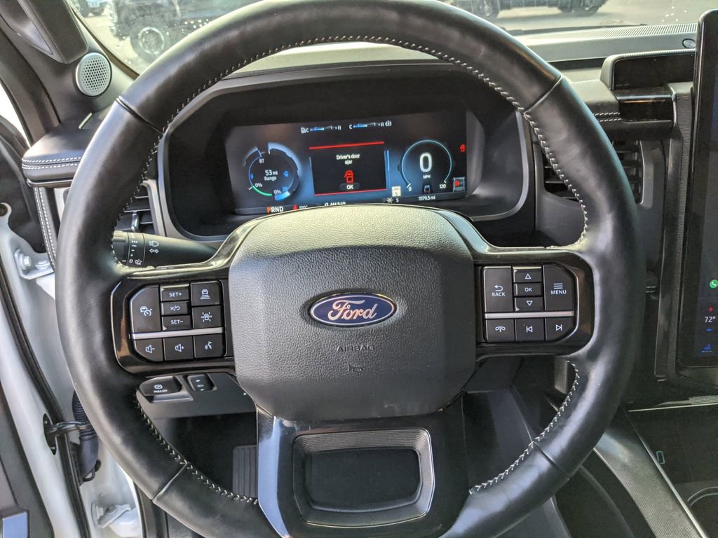 Used 2024 Ford F150 Lightning Platinum image 33