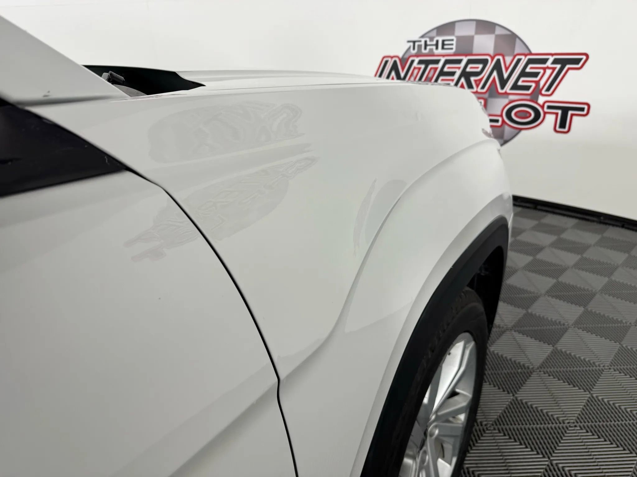 Used 2021 Volkswagen Atlas SE image 34