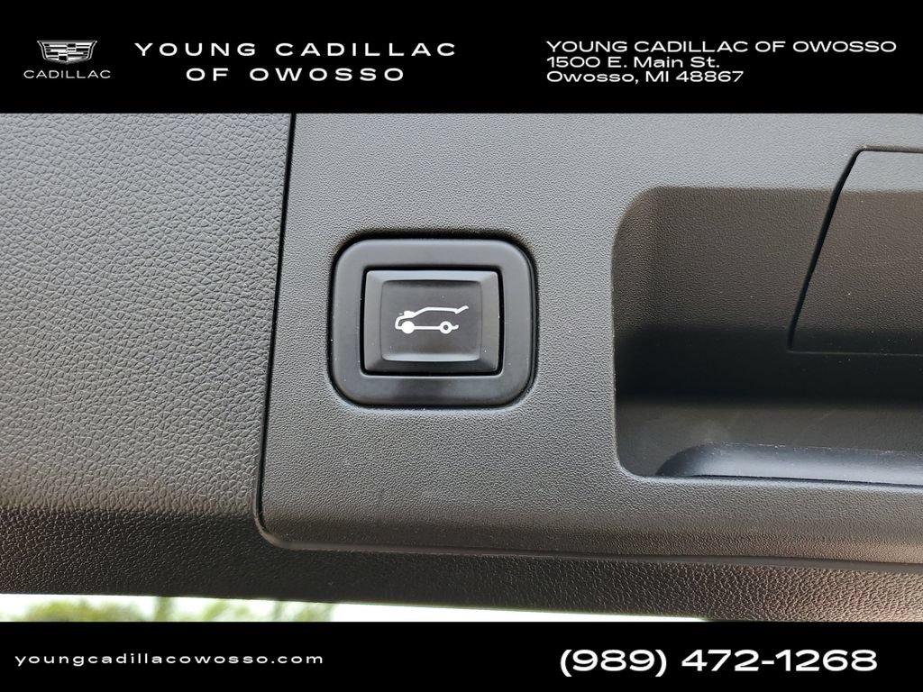 Used 2022 Cadillac XT4 Premium Luxury w/ Cold Weather Package AWD/4WD image 32