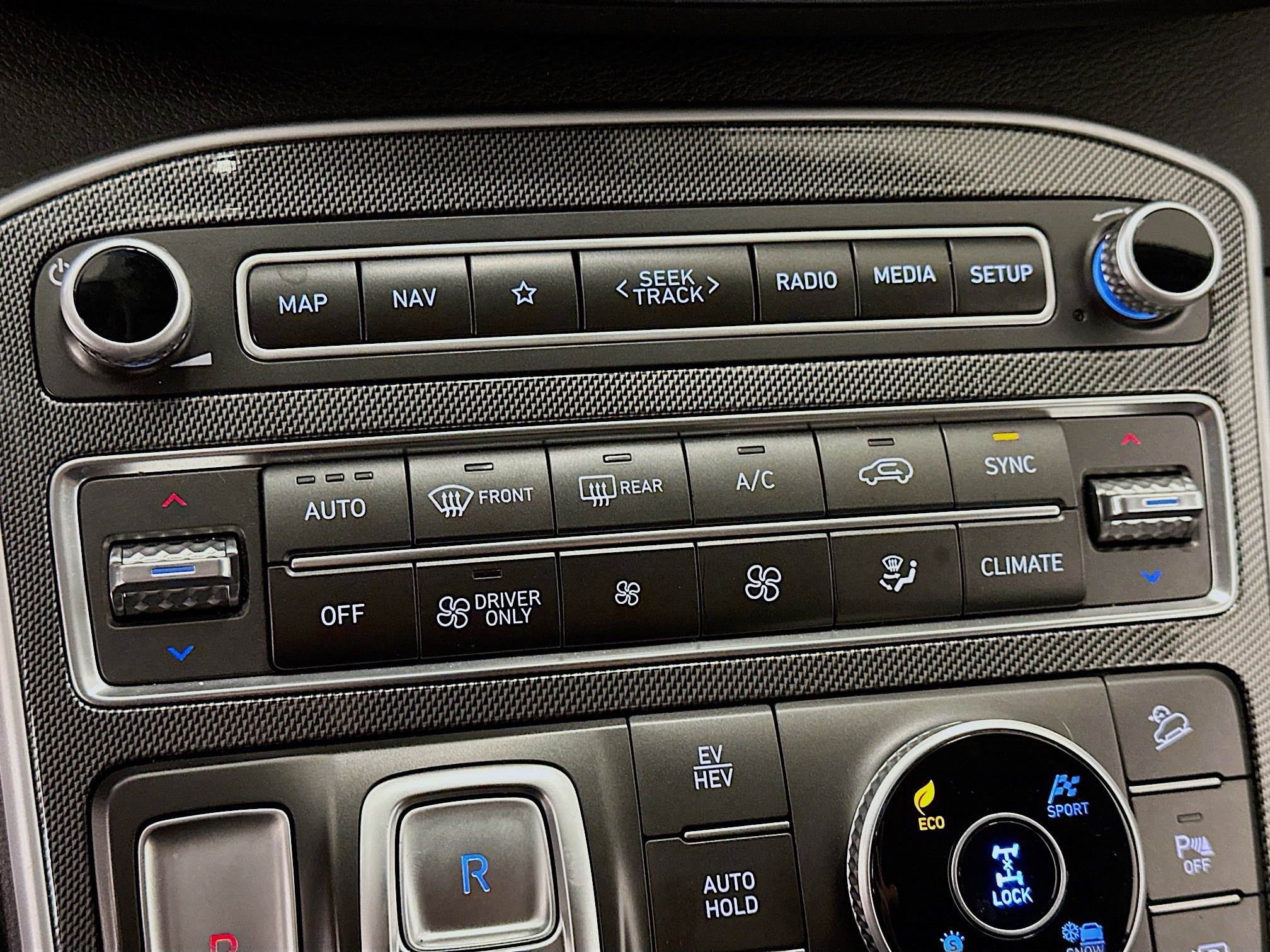 Used 2023 Hyundai Santa Fe SEL Convenience image 24