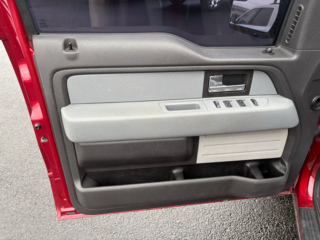 Used 2014 Ford F150 XLT w/ Equipment Group 301A Mid image 17