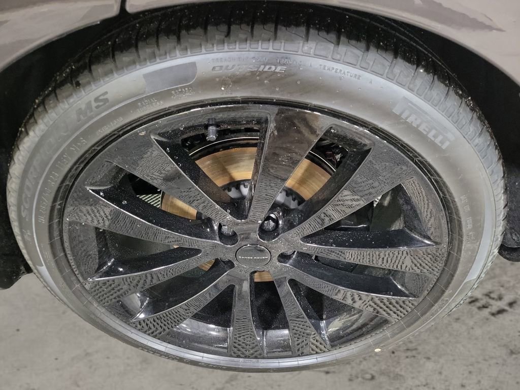 New 2026 Land Rover Range Rover Sport Dynamic SE image 10