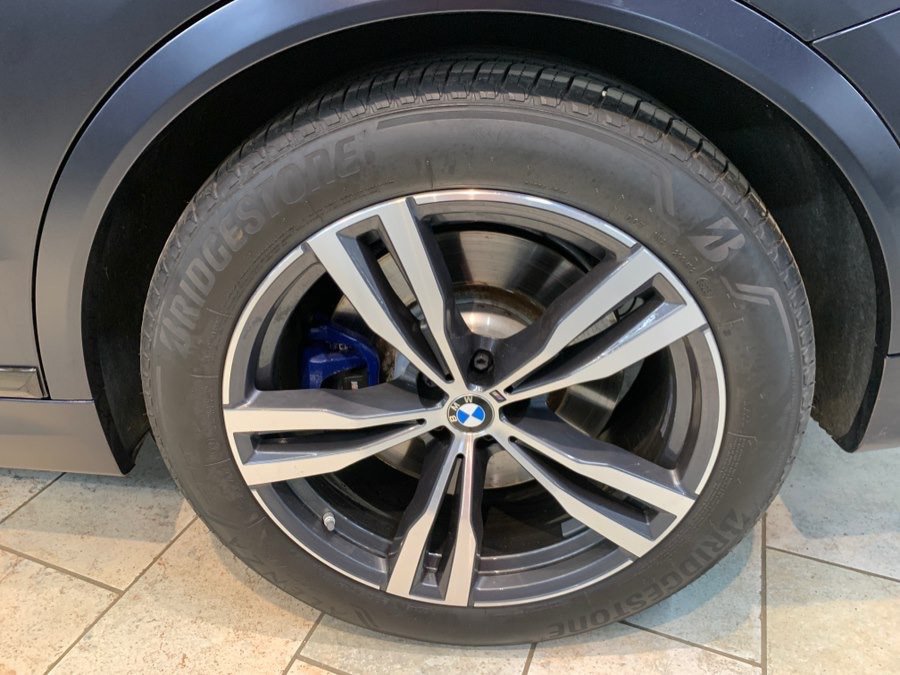 Used 2024 BMW X7 M60i AWD/4WD image 12