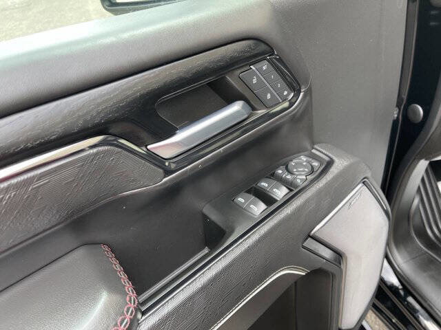 Used 2024 GMC Sierra 2500 AT4X AWD/4WD image 8