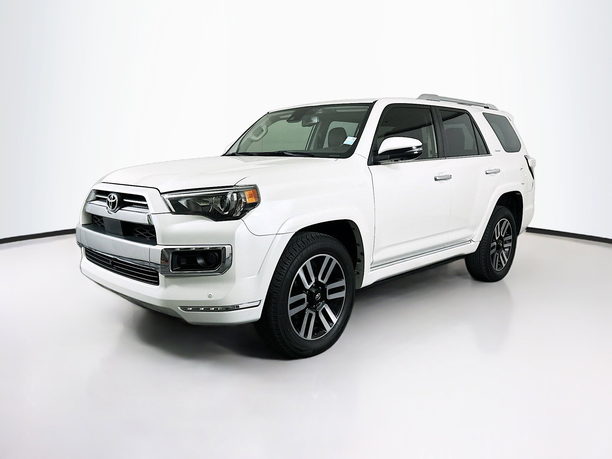 Used 2023 Toyota 4Runner Limited AWD/4WD image 3
