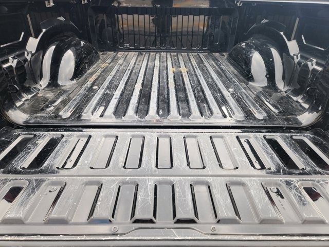 Used 2020 RAM 1500 Laramie w/ Sport Appearance Package image 32