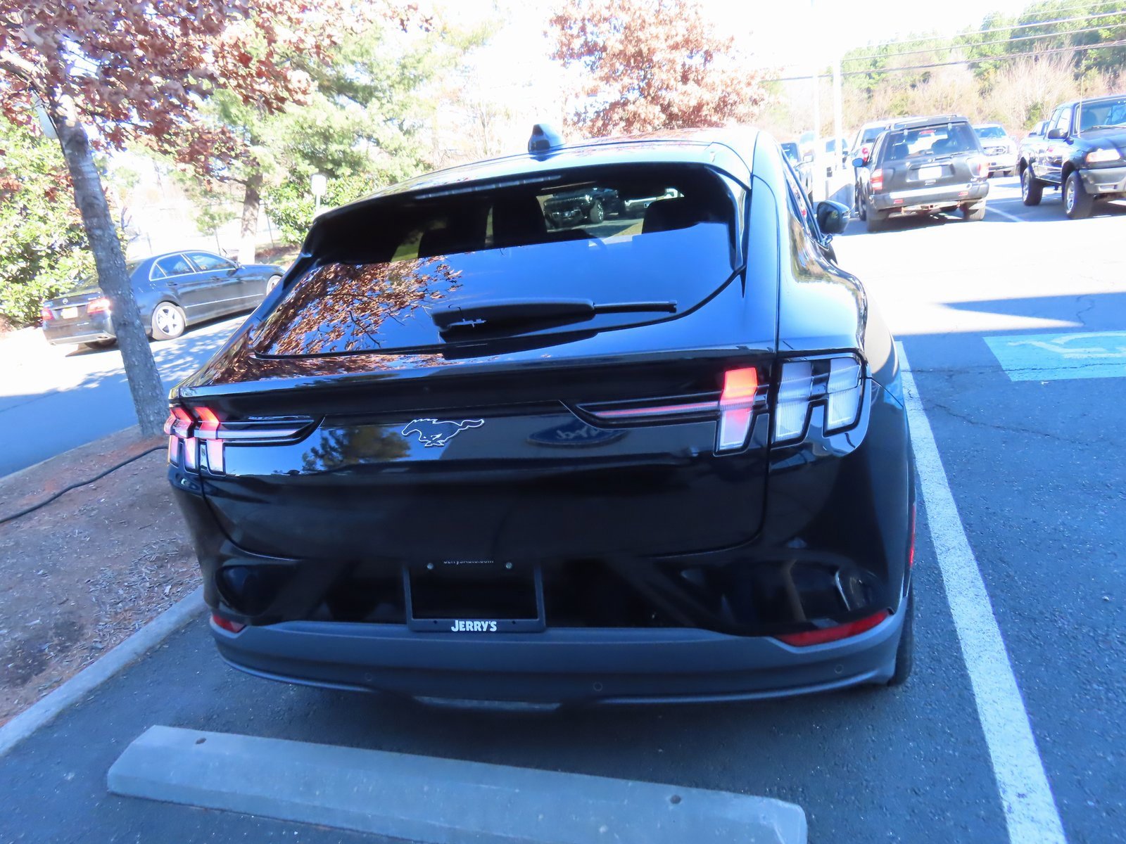 Used 2025 Ford Mustang Mach-E Premium image 5