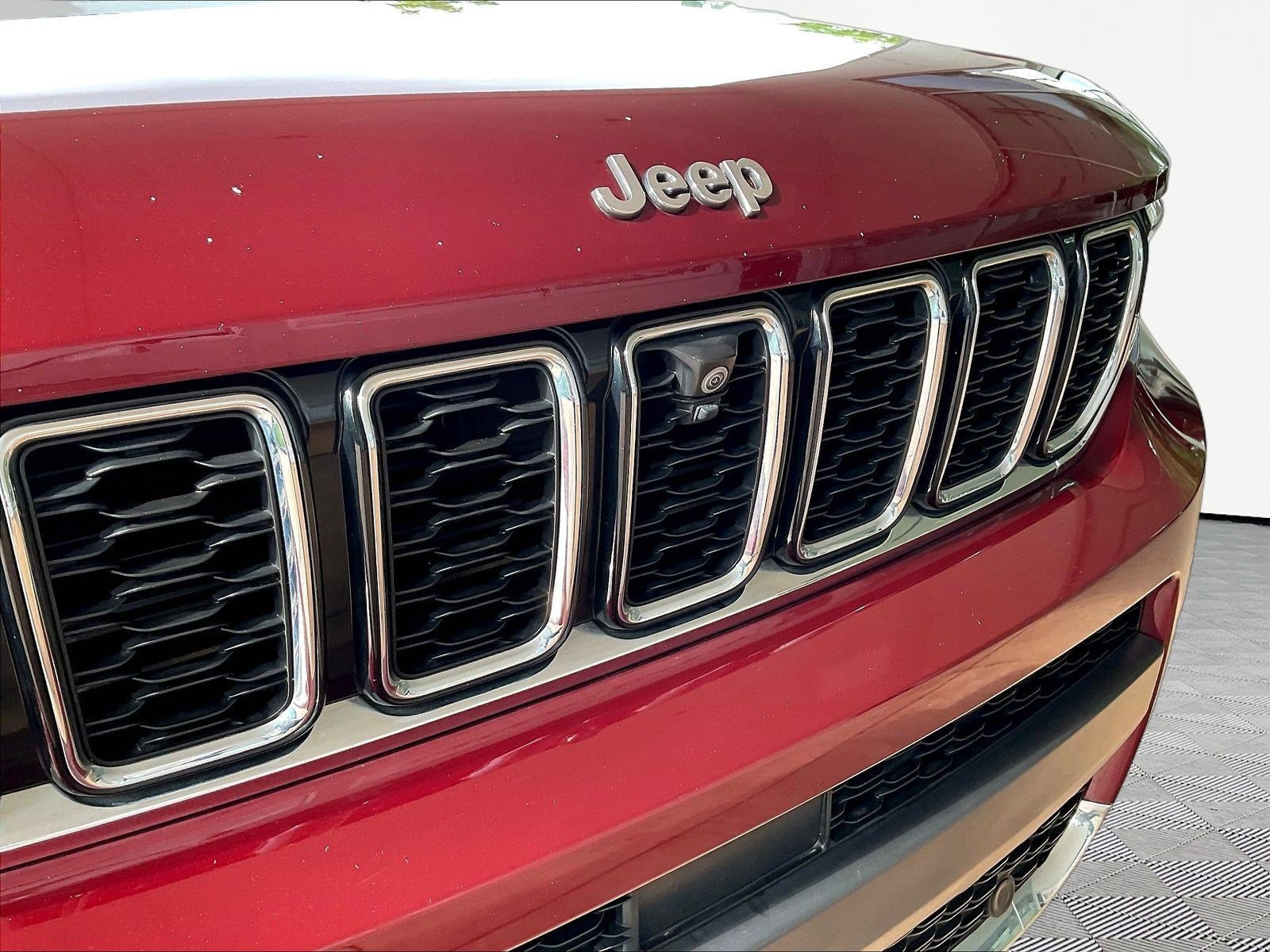 Used 2023 Jeep Grand Cherokee L Limited w/ Luxury Tech Group II AWD/4WD image 31