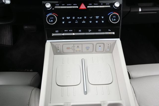 Used 2024 Hyundai Santa Fe Calligraphy AWD/4WD image 29