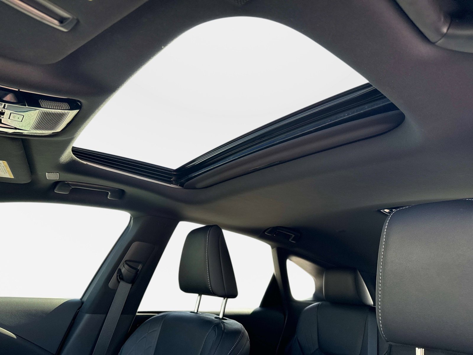 Used 2024 Lexus RX 350 Premium Plus w/ Convenience Package image 22