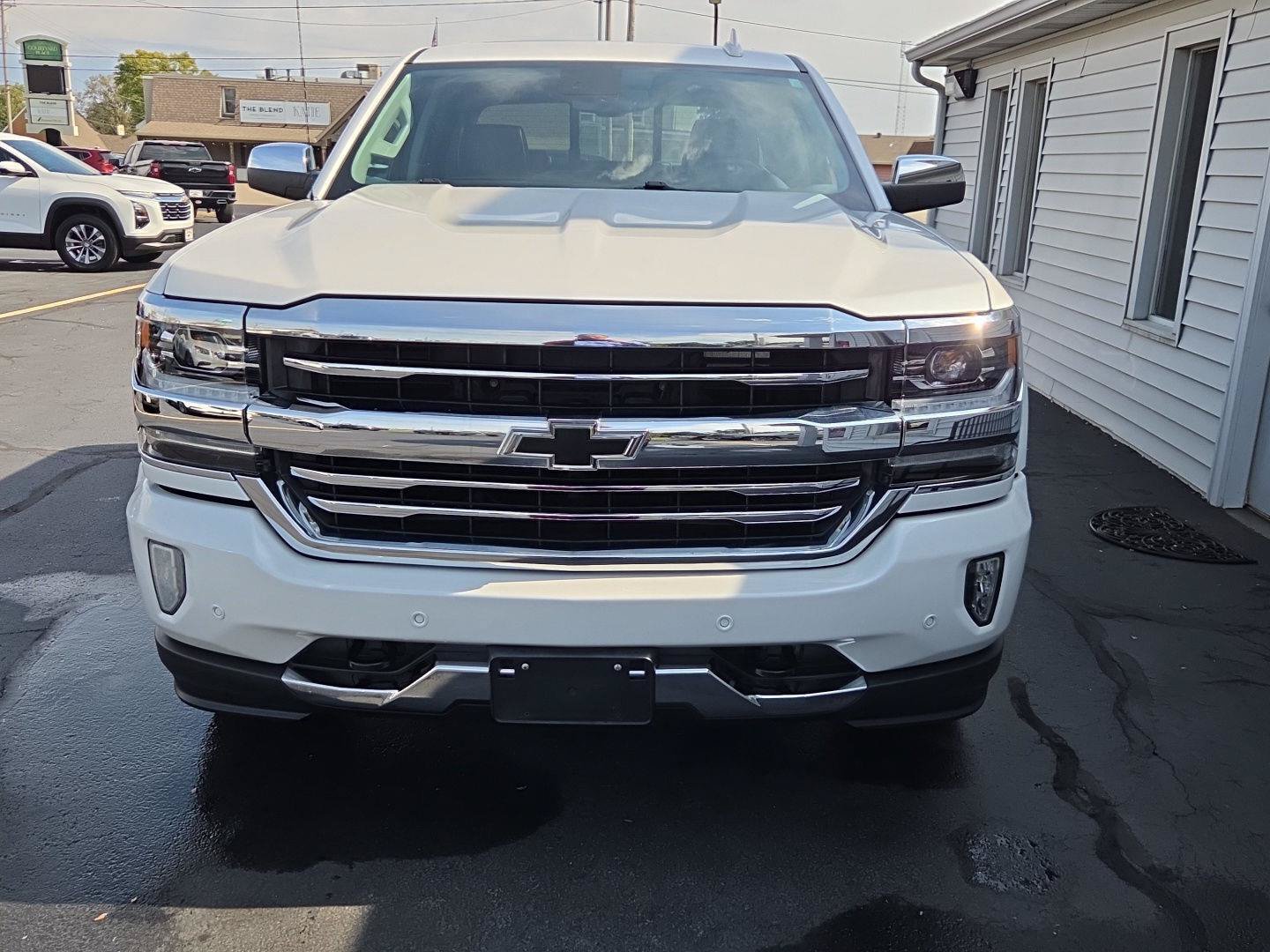 Used 2018 Chevrolet Silverado 1500 High Country AWD/4WD image 9