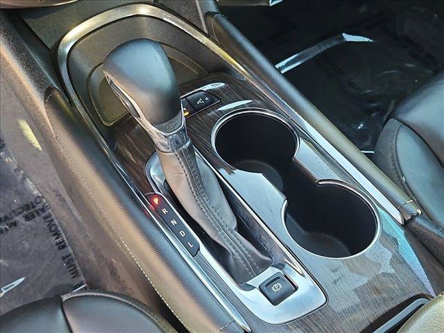Used 2024 Chevrolet Malibu LT FWD image 17