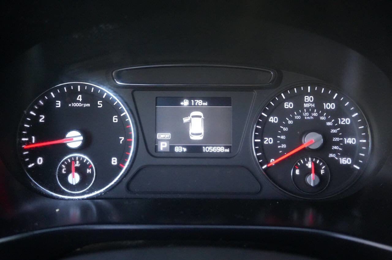 Used 2019 Kia Sorento AWD V6 image 15