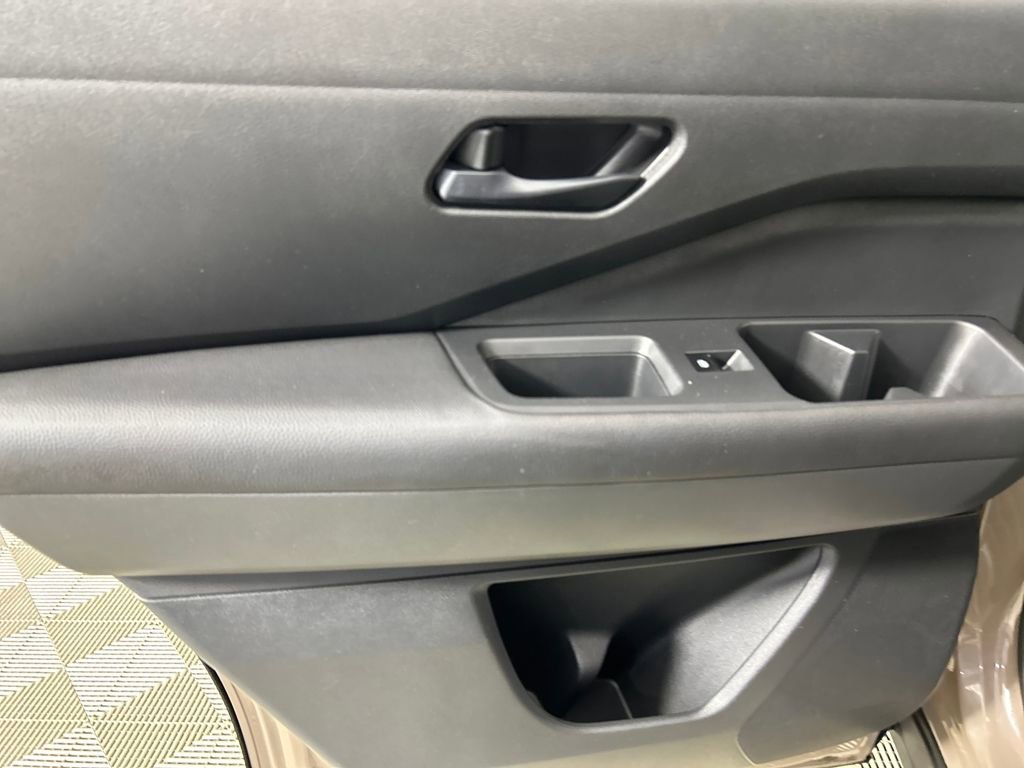 Used 2023 Nissan Pathfinder Rock Creek image 15