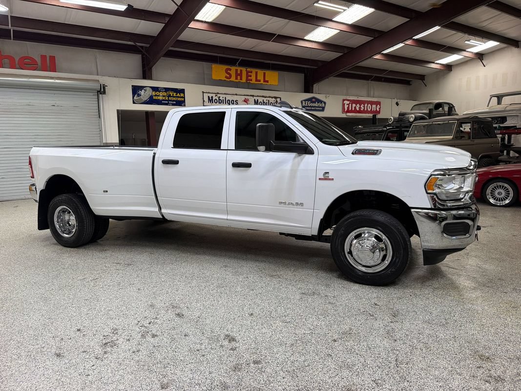 Used 2021 RAM 3500 Tradesman AWD/4WD image 10