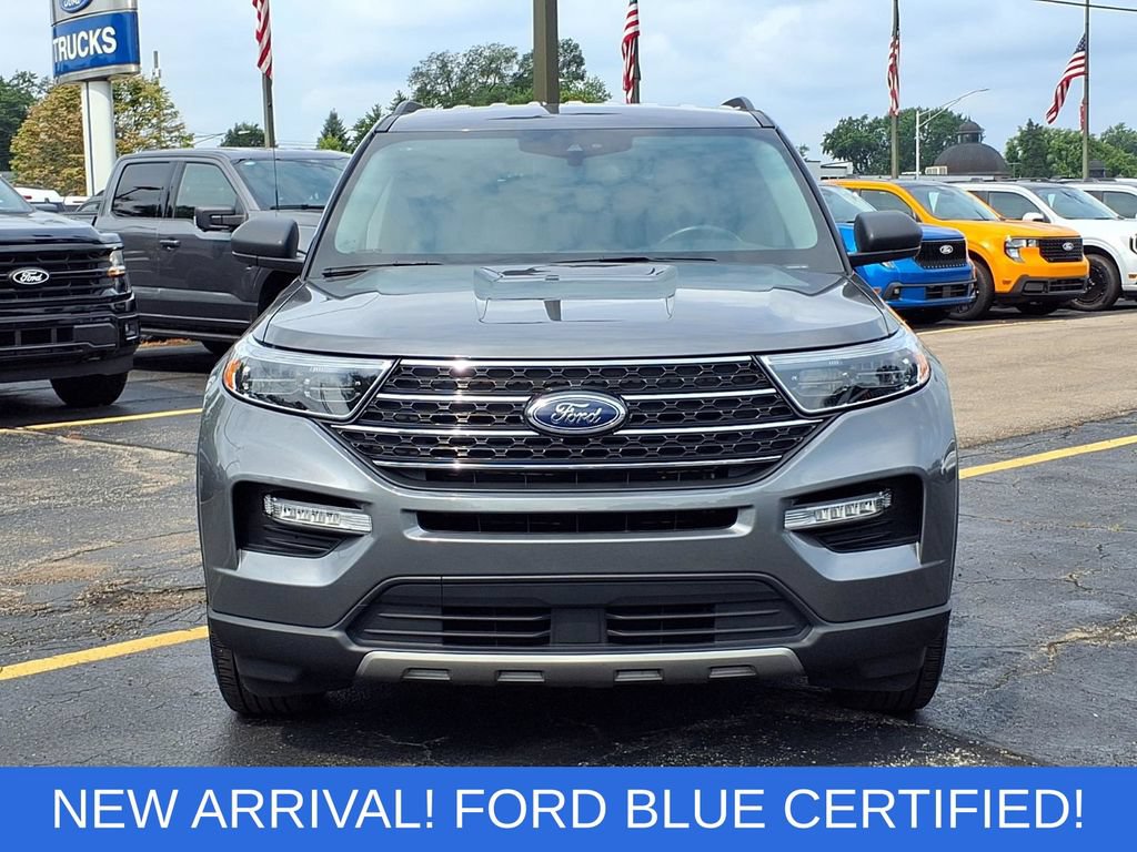 Certified 2023 Ford Explorer XLT w/ Equipment Group 202A AWD/4WD image 24