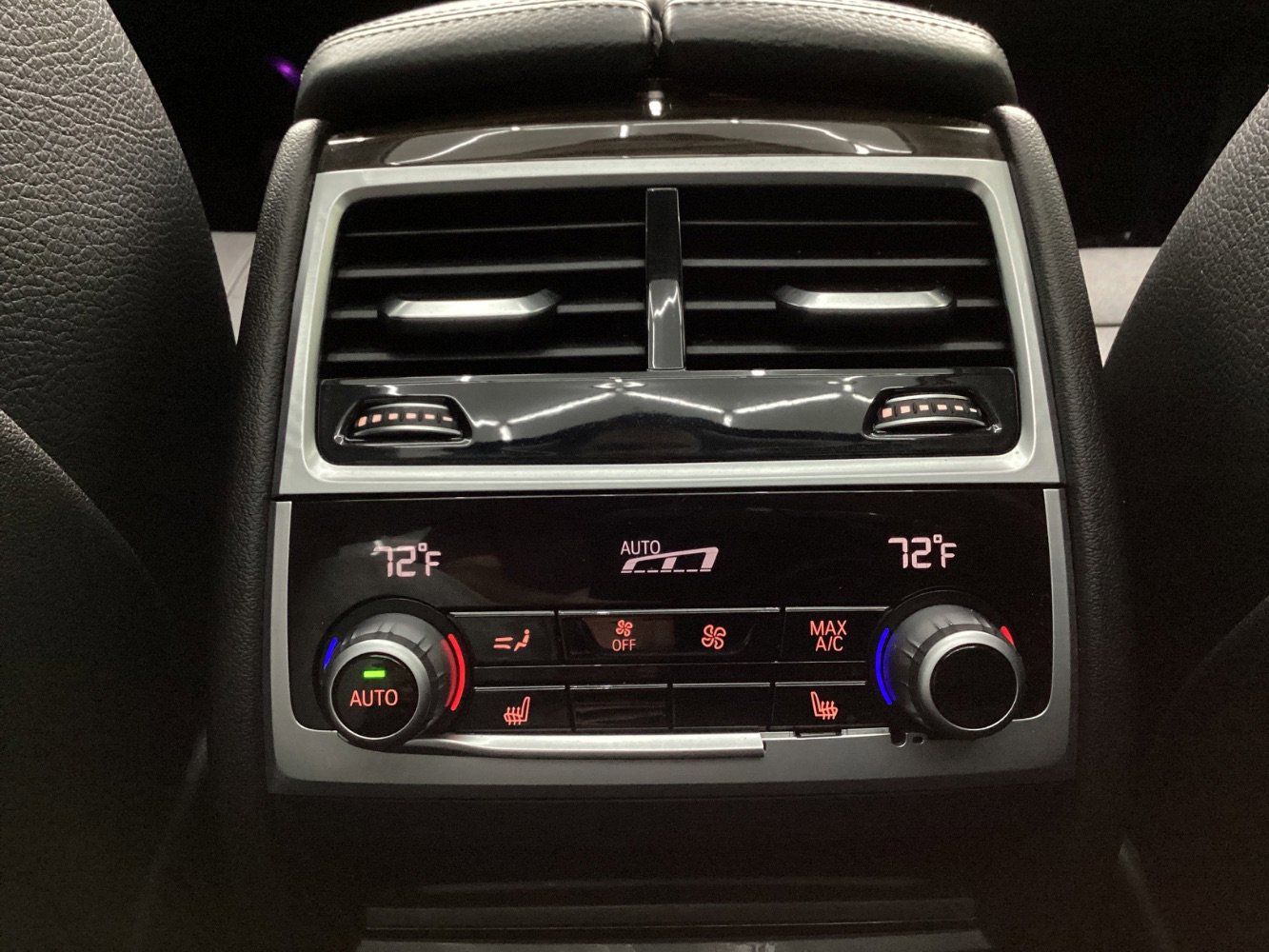 Used 2019 BMW 740i xDrive image 43