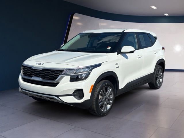 Certified 2022 Kia Seltos LX AWD/4WD image 1