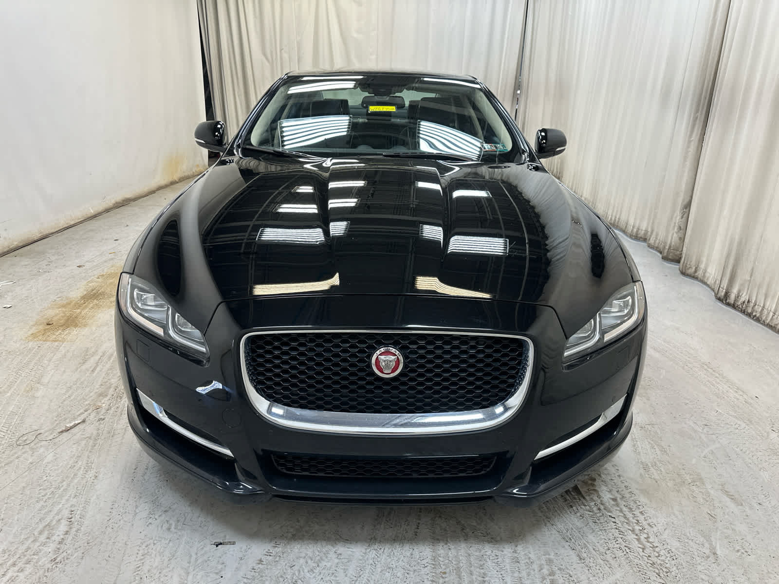 Used 2017 Jaguar XJ R-Sport AWD/4WD image 7