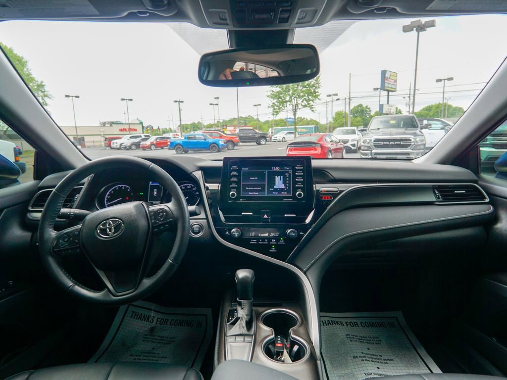 Used 2023 Toyota Camry SE w/ Convenience Package FWD image 13