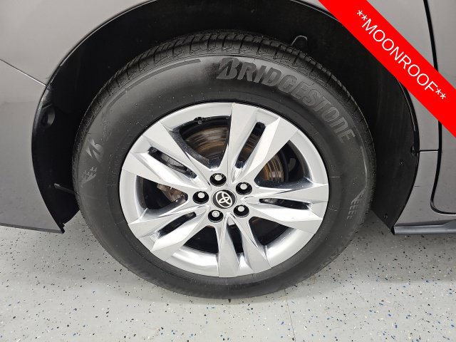 Certified 2023 Toyota Sienna Limited AWD/4WD image 8