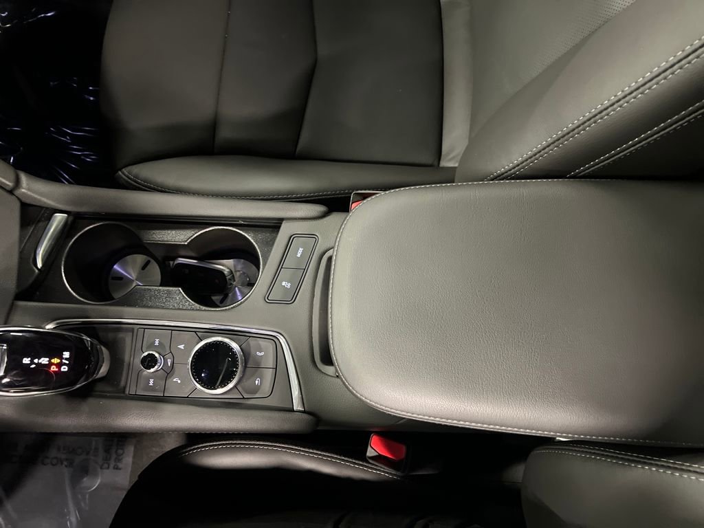 Certified 2026 Cadillac XT5 Premium Luxury w/ LPO, Floor Liner Package image 26