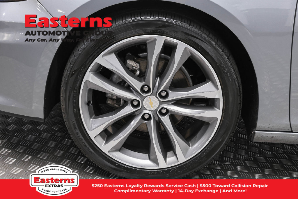 Used 2024 Chevrolet Malibu LT FWD image 35