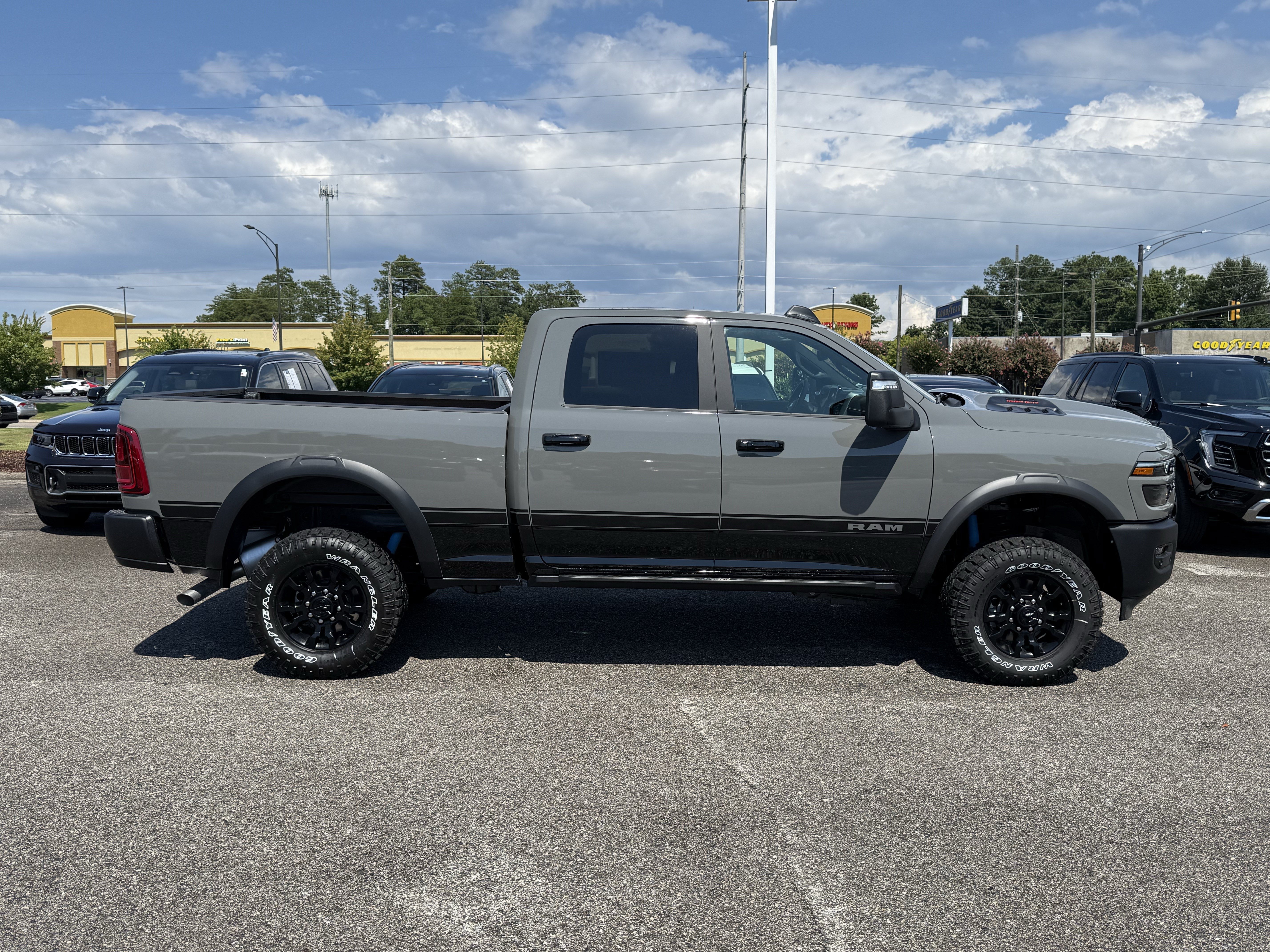 New 2026 RAM 2500 Power Wagon AWD/4WD image 11