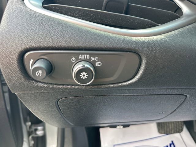 Used 2025 Chevrolet Malibu LT FWD image 10