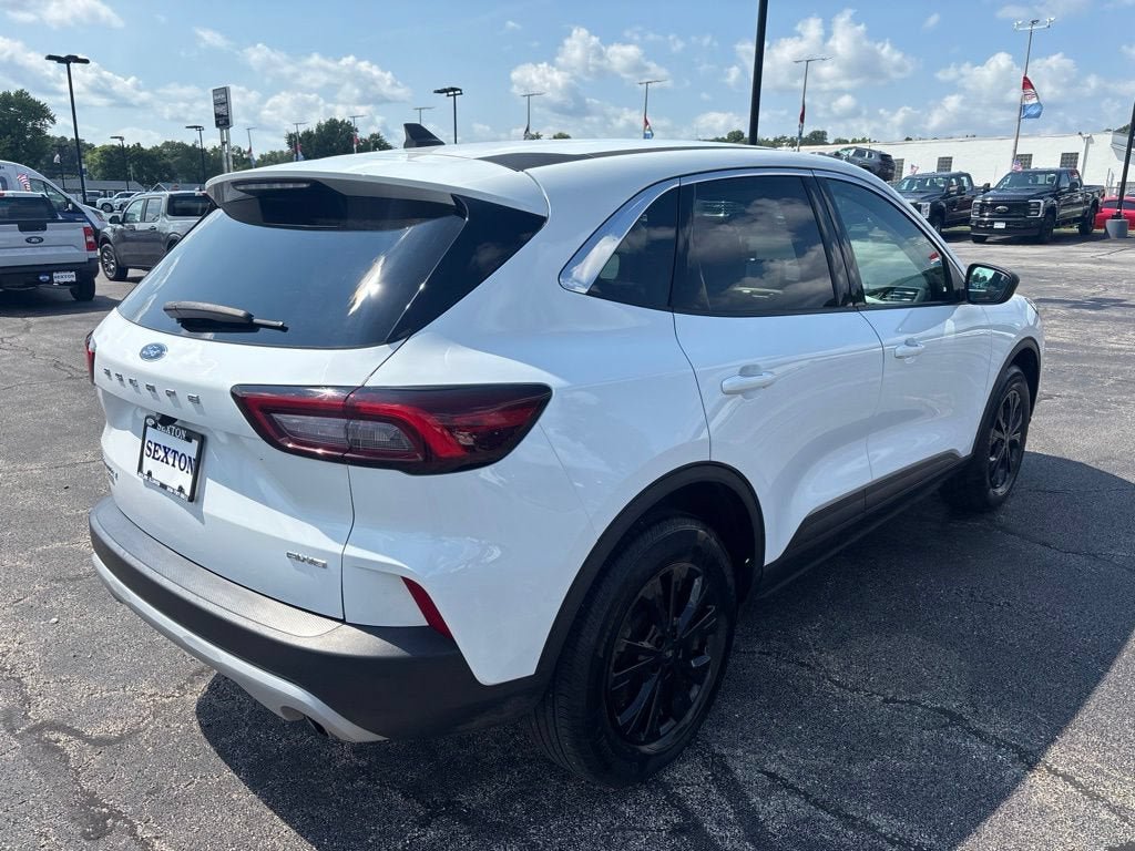 Certified 2024 Ford Escape Active AWD/4WD image 7