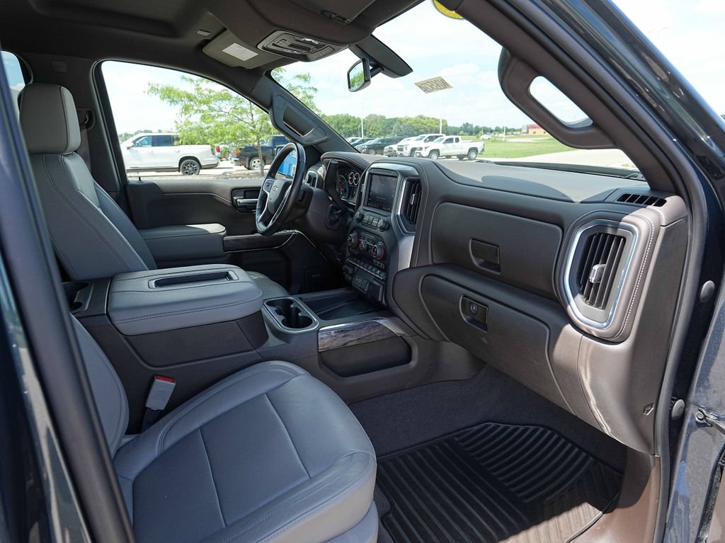 Used 2020 Chevrolet Silverado 1500 LTZ w/ LTZ Plus Package AWD/4WD image 25