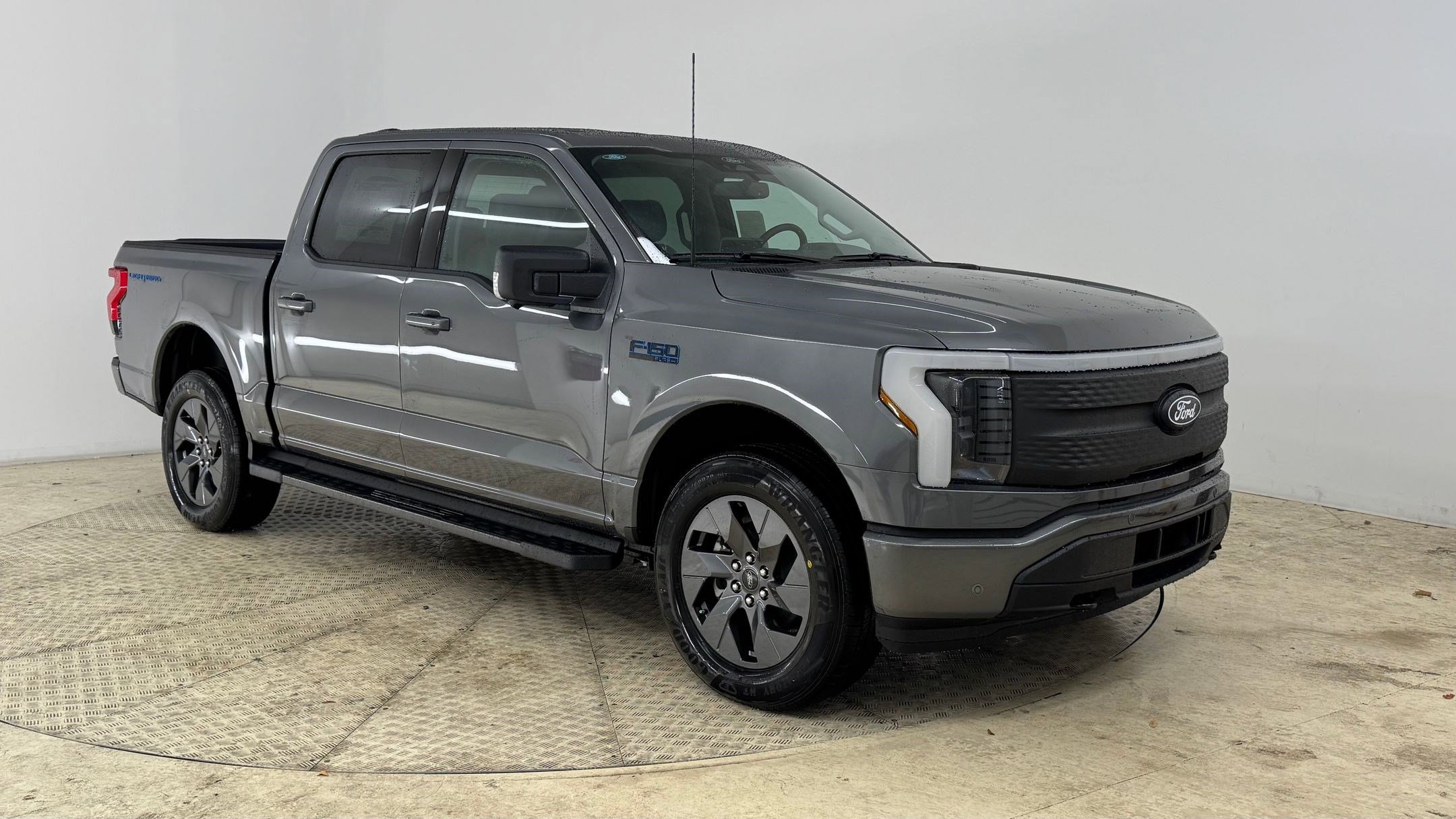New 2025 Ford F150 Lightning Flash image 7