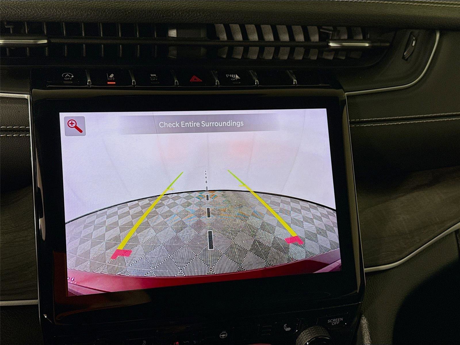 Used 2023 Jeep Grand Cherokee Limited image 8